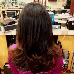 Lovely full cut by Alicia!  I'm growing out the color on my ends so don't mind that part