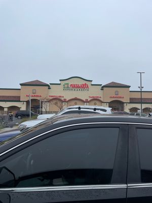 Vallarta Supermarkets by null