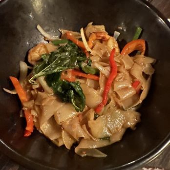 Thai District - Drunken Noodle with shrimp - Thai Near Me - Long Beach, California