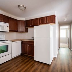 Sunset Court Apartments