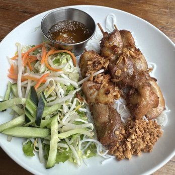 Meekong Bar - Chicken Satay Vermicelli Bowl - Vietnamese Near Me - Seattle, Washington Meekong Bar - Chicken Satay Vermicelli Bowl - Vietnamese Near Me - Seattle, Washington