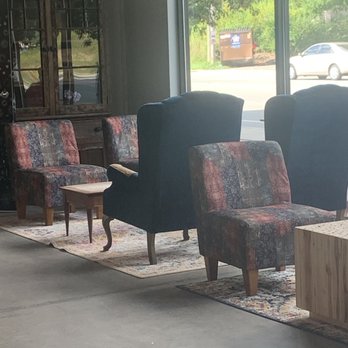 Cupcrazed - Seating area - Bakeries Near Me - Boone, North Carolina
