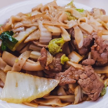 Liang's Chinese Cafe - Fried Kway Teow - Chinese Near Me - Westmont, Illinois