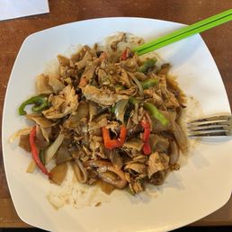 Pad Kee Mow Noodles Pad Kee Mow Noodles