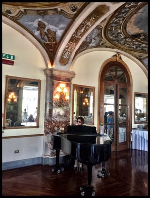 Grand Hotel Excelsior Vittoria by null