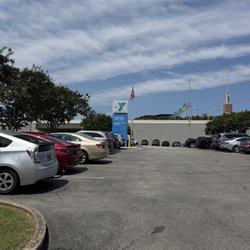 Lots of parking, with validated parking in the neighboring structure (3 hours)