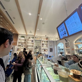 Bacio di Latte - Gelato - Gelato Near Me - Newport Beach, California