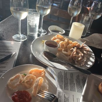 Armando's - Calamari and happy hour Pinot Grigio - Italian Near Me - Orlando, Florida Armando's - Calamari and happy hour Pinot Grigio - Italian Near Me - Orlando, Florida
