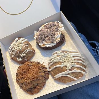 Chip Cookies - Ice Cream & Frozen Yogurt Near Me - Sacramento, California