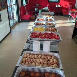 B & D country diner - Sunday buffet
