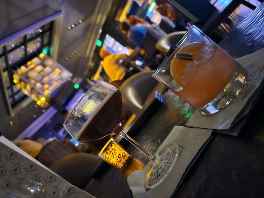 Vista Cocktail Lounge by null