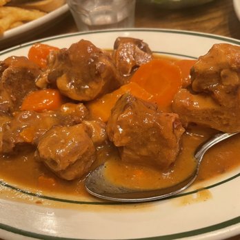 Wool Growers Restaurant - Oxtail stew - Basque Near Me - Bakersfield, California Wool Growers Restaurant - Oxtail stew - Basque Near Me - Bakersfield, California
