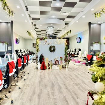 Royal Nails Spa - Nail Salons Near Me - Joplin, Missouri
