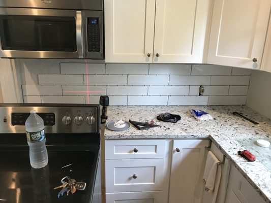 Perruzzi Repair and Remodeling Logo