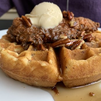 82 Queen - Chicken and Waffles - Southern Near Me - Charleston, South Carolina