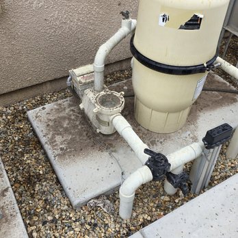 Ramos Power Wash - Left the AC and pool filter covered in dirt/debris from the gutter cleaning - Solar Panel Cleaning Near Me - Selma, California