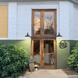 Sable - 920 Delaware Street - East Lawrence Arts District. (Horizontal original)