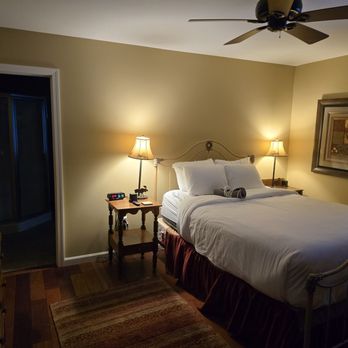Mountain Top Resort - Resorts Near Me - Chittenden, Vermont