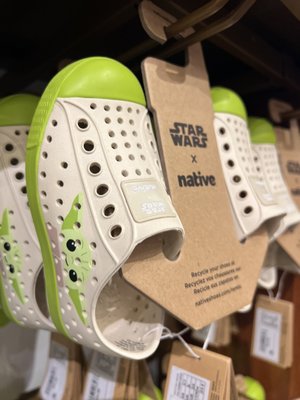 Star Wars™ Trading Post by null