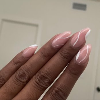 Queen Spa - SNS and design by Lee - Skin Care Near Me - Austin, Texas Queen Spa - SNS and design by Lee - Skin Care Near Me - Austin, Texas