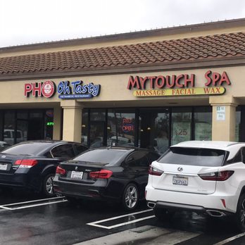 Pho Oh Tasty - Outside - Vietnamese Near Me - Orange, California