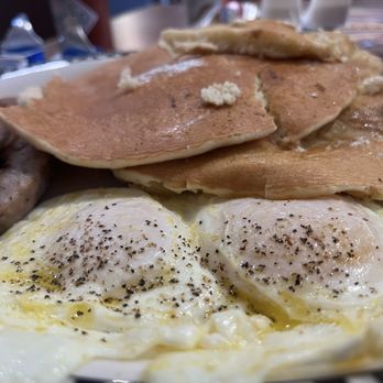 Black Bear Diner Palmdale - Todays pancakes 3 out of 10 - Diners Near Me - Palmdale, California Black Bear Diner Palmdale - Todays pancakes 3 out of 10 - Diners Near Me - Palmdale, California