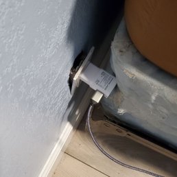 Wall plug Wall plug