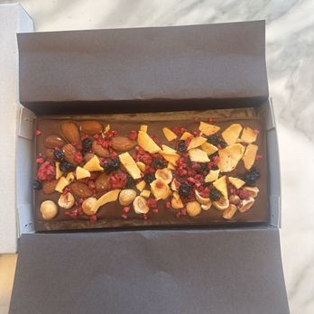Dandelion Chocolate - My very messy but delicious chocolate bar - Chocolatiers & Shops Near Me - San Francisco, California Dandelion Chocolate - My very messy but delicious chocolate bar - Chocolatiers & Shops Near Me - San Francisco, California