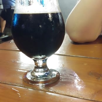 Maui Brewing - Brewpubs Near Me - Lahaina, Hawaii
