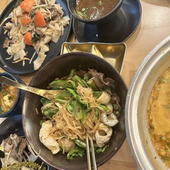 Manaao - "Dry Thai Boat Noodle" Guay-teao Reua Haeng - Thai Near Me - Tustin, California