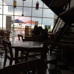 Karma Bagels - Comedor