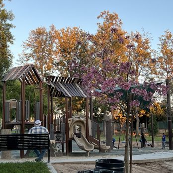 Los Cerritos Park - Littles playground - Parks Near Me - Long Beach, California Los Cerritos Park - Littles playground - Parks Near Me - Long Beach, California