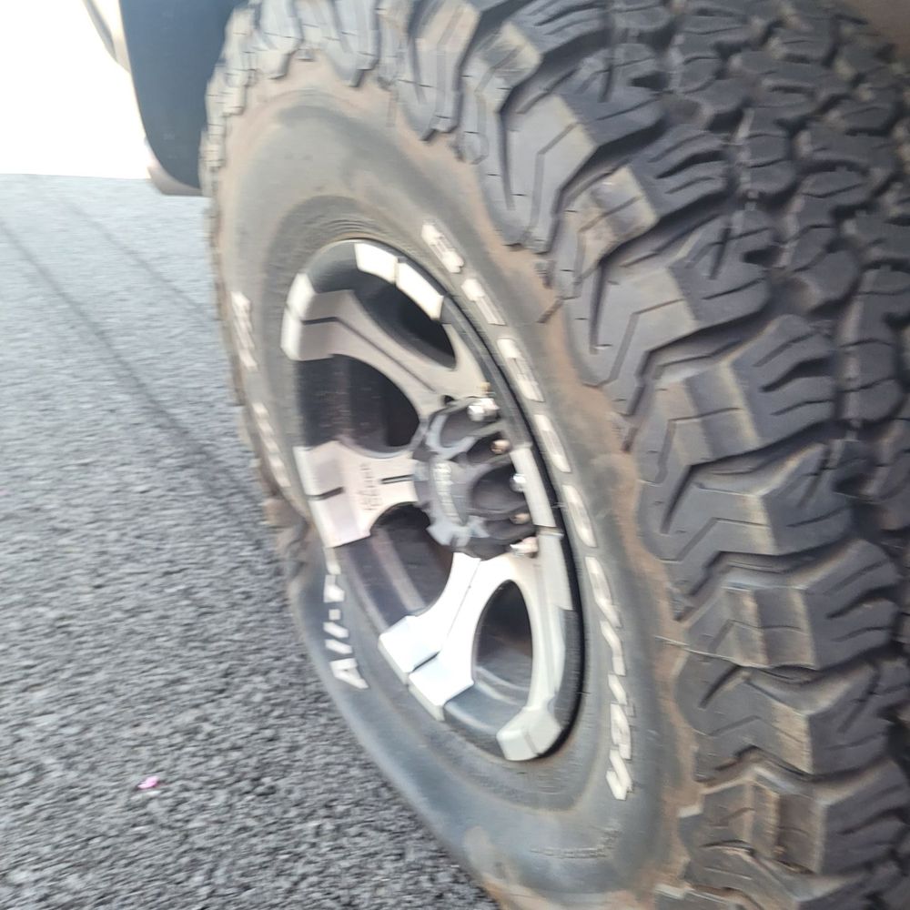 Pep Boys - Flat tire caued by the caliper losing a bolt Pep Boys didnt tighten all the way.. - Tires Near Me - Murfreesboro, Tennessee