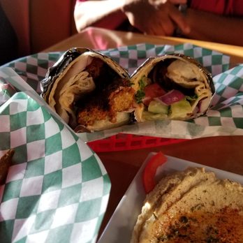 Kraving Kebab Pizza - Hummus dip - Pizza Near Me - Turlock, California