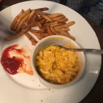 TGI Fridays Everett - Kids Mac n Cheese w/ Fries - American Near Me - Everett, Massachusetts TGI Fridays Everett - Kids Mac n Cheese w/ Fries - American Near Me - Everett, Massachusetts