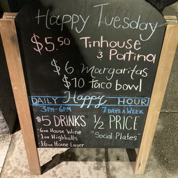 District Taphouse - Poutineries Near Me - New Westminster, British Columbia