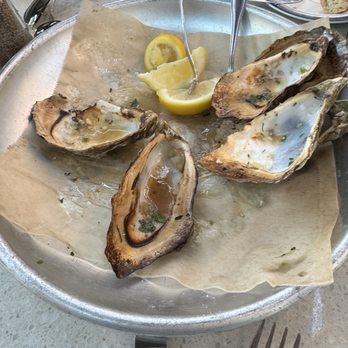 Lure Fish House - Oysters - Seafood Near Me - San Luis Obispo, California Lure Fish House - Oysters - Seafood Near Me - San Luis Obispo, California