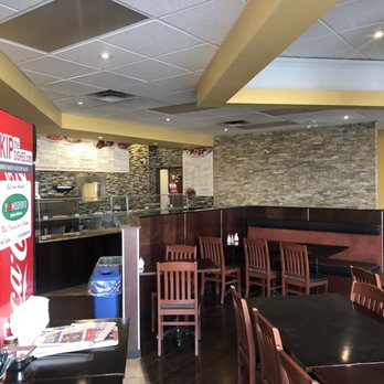 Pomodoro - Pizza Near Me - Mississauga, Ontario