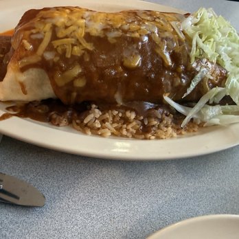 Patricia's Restaurant - Chicken burrito - Mexican Near Me - Long Beach, California Patricia's Restaurant - Chicken burrito - Mexican Near Me - Long Beach, California
