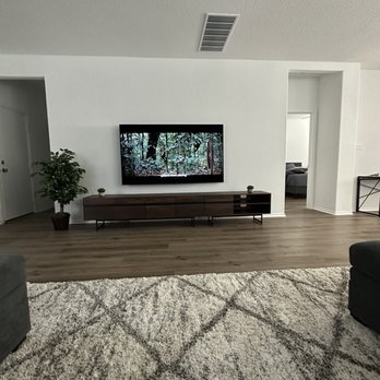 Rinelli Services - Despite the misleading time management, they did do a great job mounting my tv. - Handyman Near Me - Bastrop, Texas