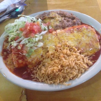 Chilitos - Burrito plate with red sauce! - Mexican Near Me - Las Cruces, New Mexico Chilitos - Burrito plate with red sauce! - Mexican Near Me - Las Cruces, New Mexico