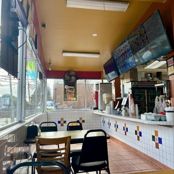 Taqueria Las Vegas - Dining room - Mexican Near Me - Milpitas, California