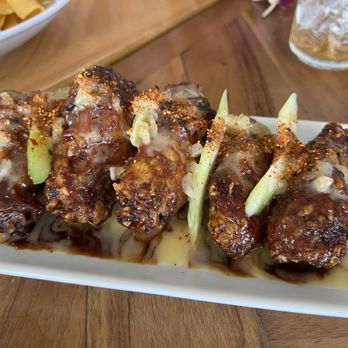 Deck. - Glazed Chicken Wings Brunch - Hawaiian Near Me - Honolulu, Hawaii