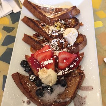 Batter & Berries - French toast (super) flight!! - Breakfast & Brunch Near Me - Chicago, Illinois