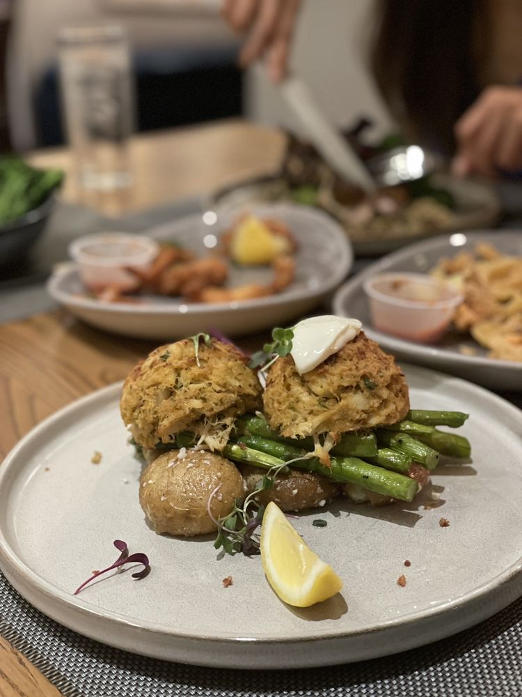 Catch 31 Fishhouse and Bar