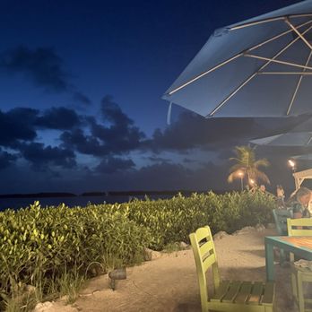 Morada Bay Beach Café - Caribbean Near Me - Islamorada, Florida Morada Bay Beach Café - Caribbean Near Me - Islamorada, Florida