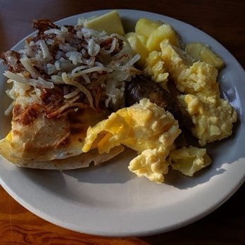 Brooks Lodge Katmai National Park - Full breakfast - Parks Near Me - Anchorage, Alaska Brooks Lodge Katmai National Park - Full breakfast - Parks Near Me - Anchorage, Alaska