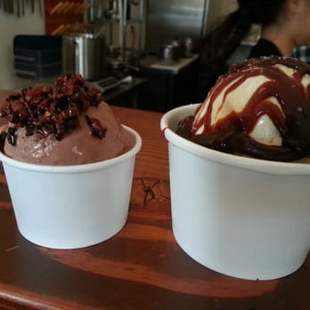 à la minute - The Two #1's Chocolate Lavender & Salted Caramel - Ice Cream & Frozen Yogurt Near Me - Redlands, California