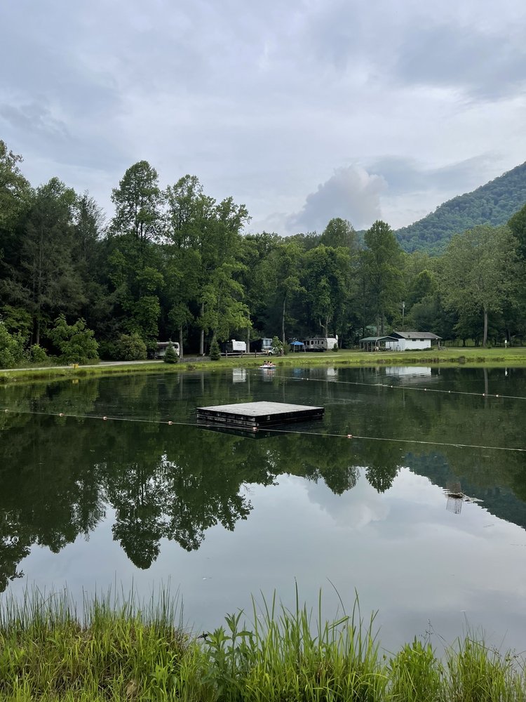 TIMBERLAKE CAMPGROUND Updated September 2024 13 Photos 3270