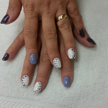 Oasis Nail Spa - K did my nails and Kelly did the design - Nail Salons Near Me - Glendale, California